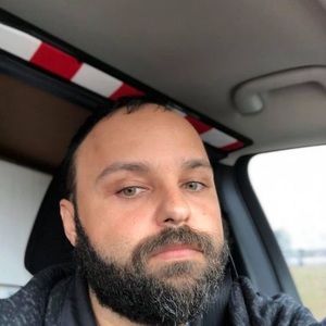 Meet your Posher, Corey